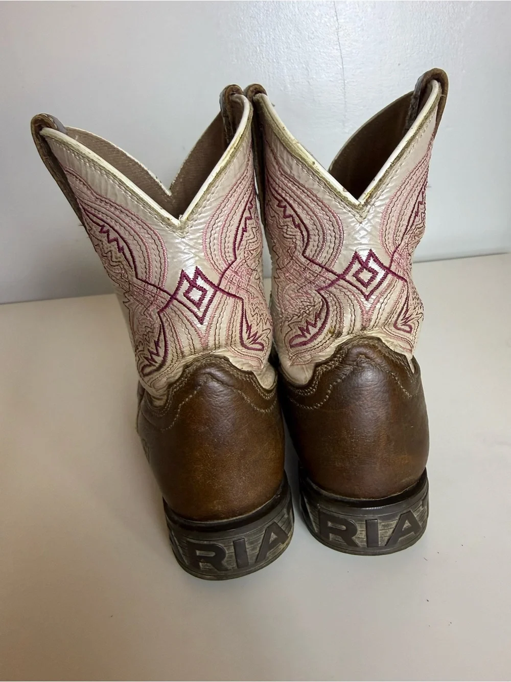 Ariat Kids Fatbaby Brown Leather Western Cowboy Boots Square‎ Toe Cream Shaft